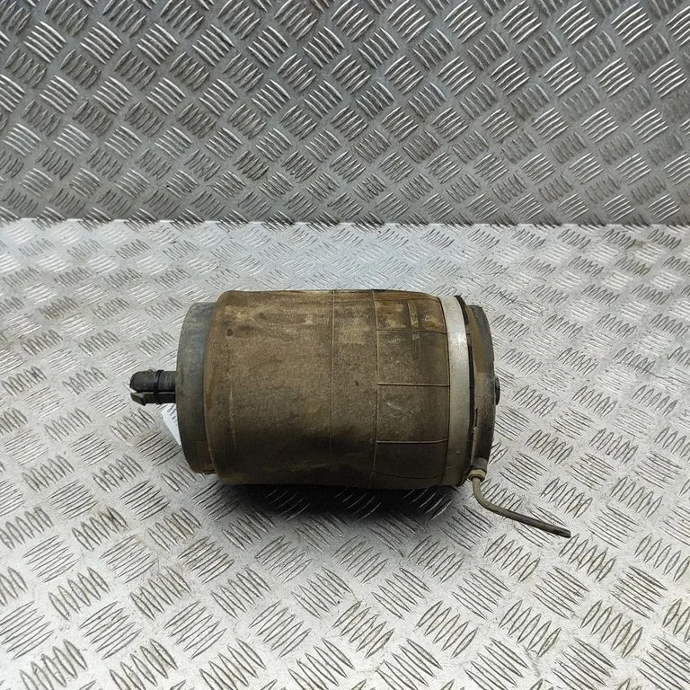 Tagumine õhkvedrustuse padi LR081576