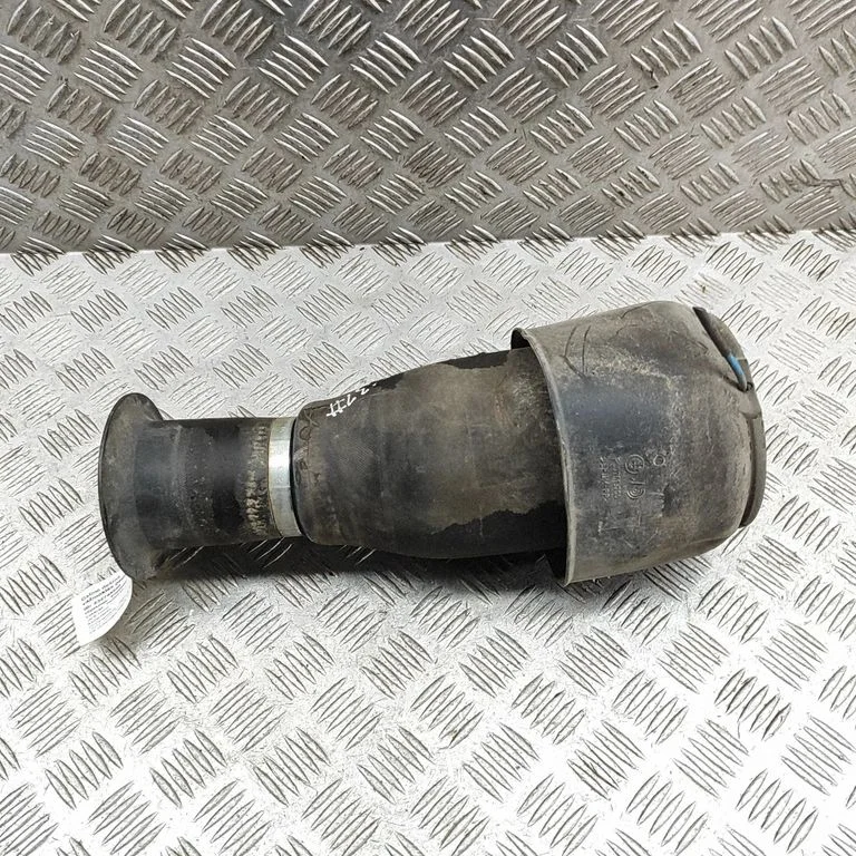 Miech zawieszenia pneumatycznego tylny 6855994