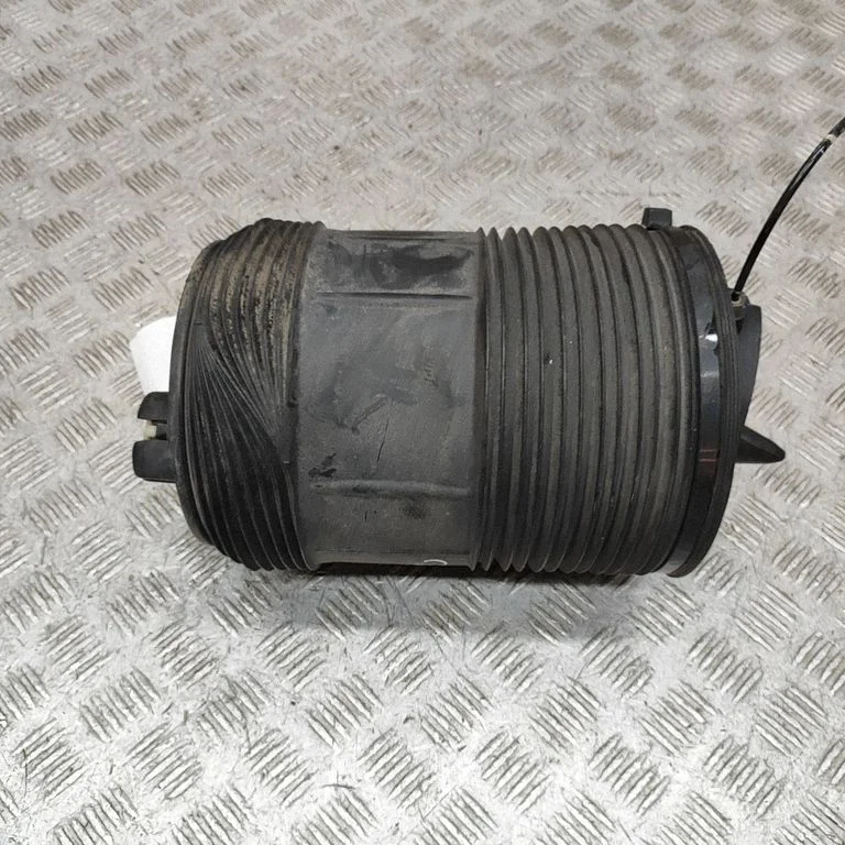 Aizmugurējais pneimatiskais (gaisa) spilvens 4M0616001AA