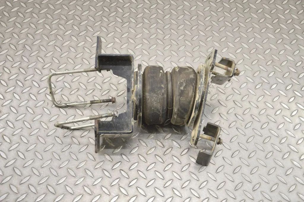 Tagumine õhkvedrustuse padi 7243802 – GMC Sierra IV (2019-)