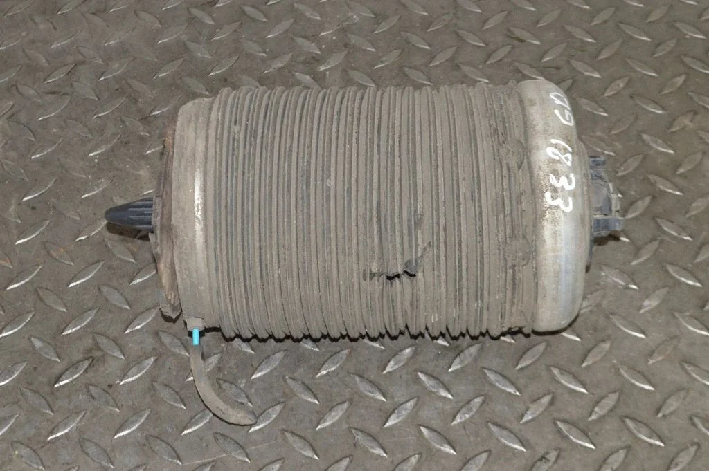 Rear air suspension bag/shock absorber 4G0616002T