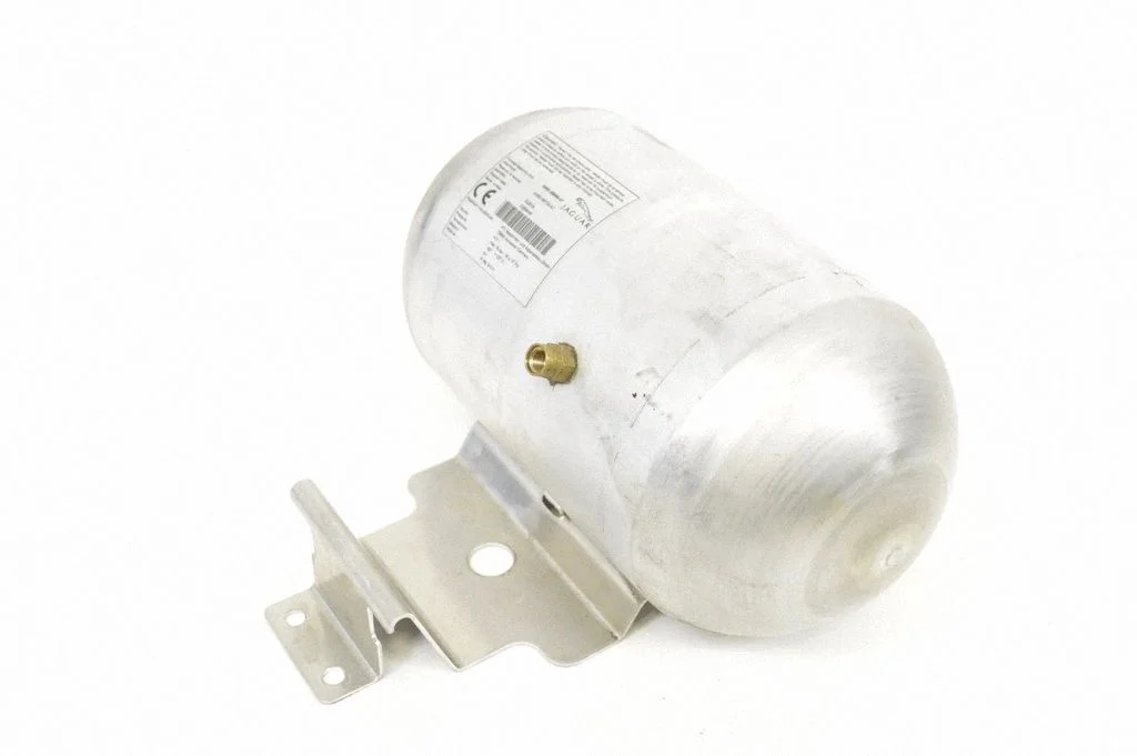 Gaisa tvertne 2W935B709AC