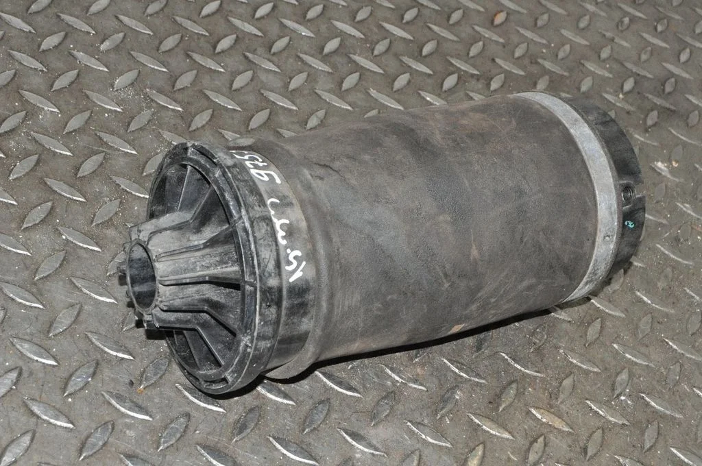 Rear air suspension bag/shock absorber – Mercedes-Benz ML-Class W166 (2012-2017)