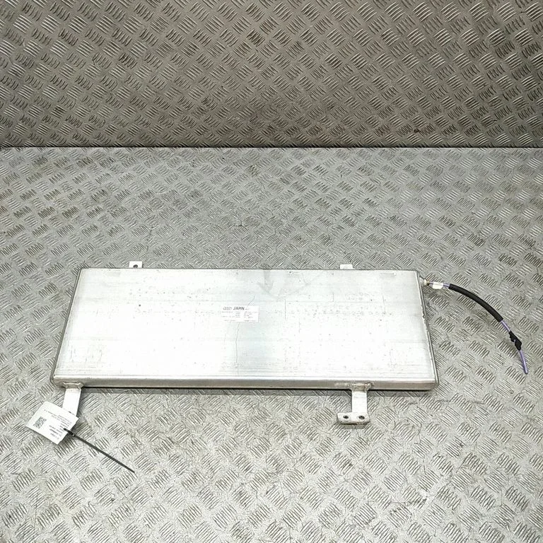 Õhkvedrustuse õhupaak 80A616203B