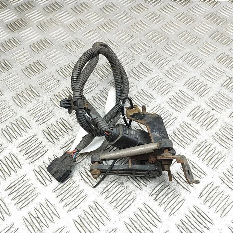 Aizmugurējās gaisa balstiekārtas augstuma sensors 6PM010017