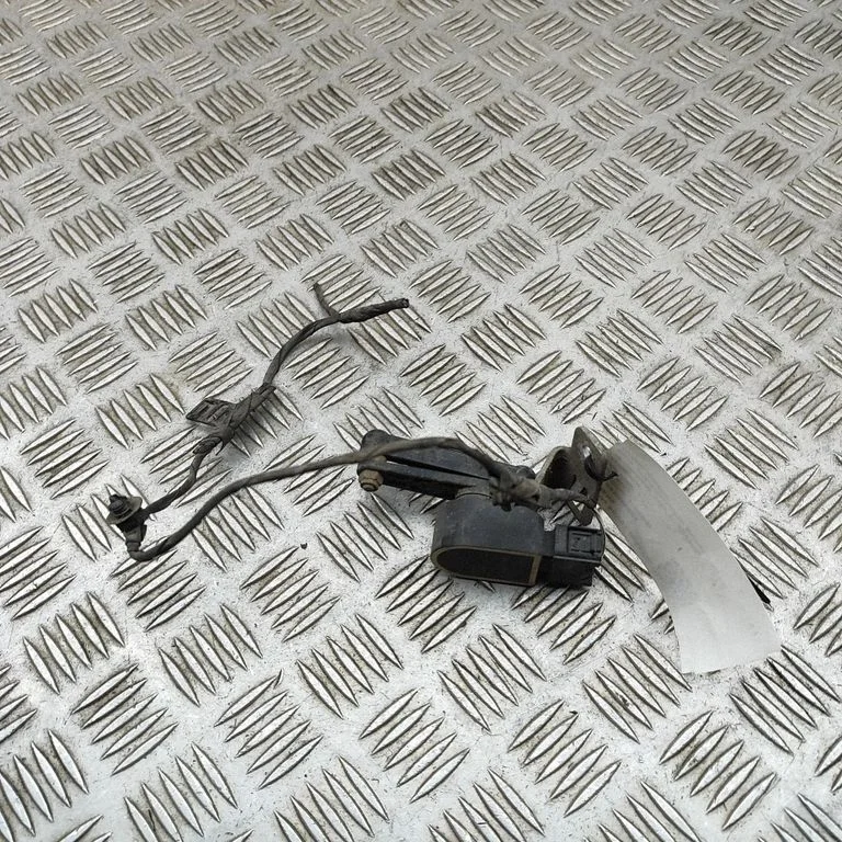 Rear air suspension level height sensor – BMW 6 Series F12 F13 (2010-2018)