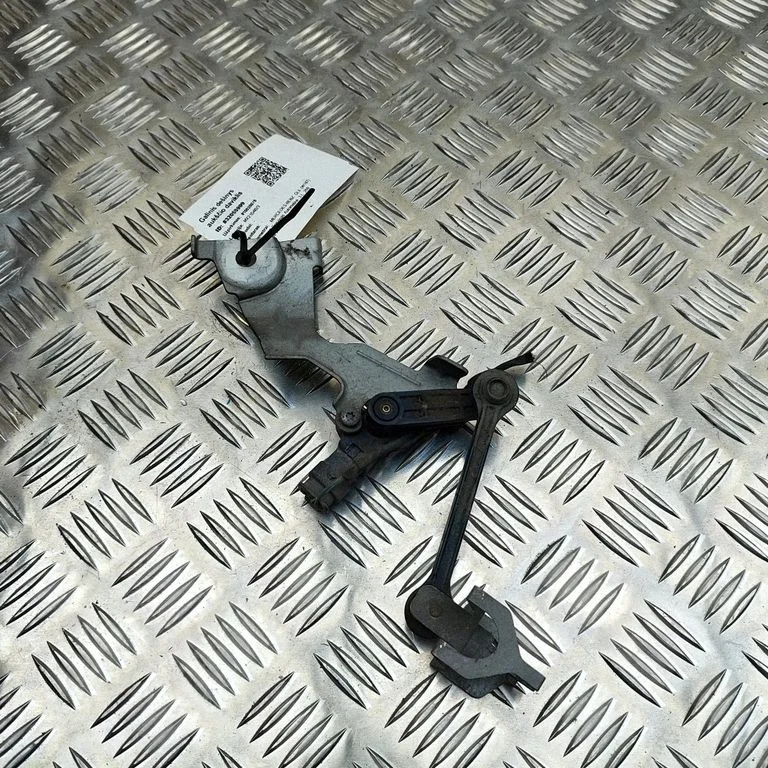 Aizmugurējās gaisa balstiekārtas augstuma sensors A0009059413