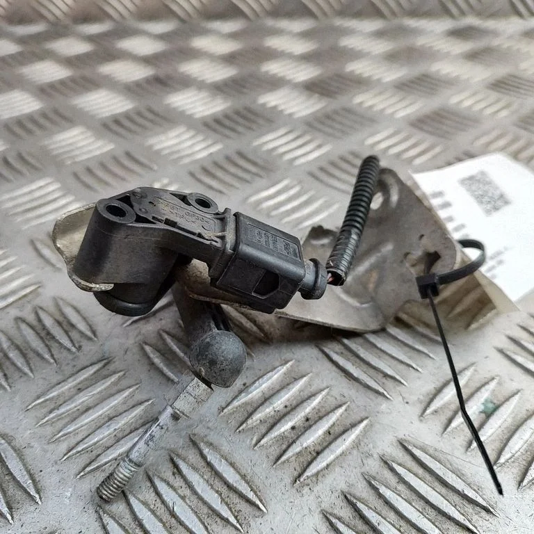 Rear air suspension level height sensor 600652600B