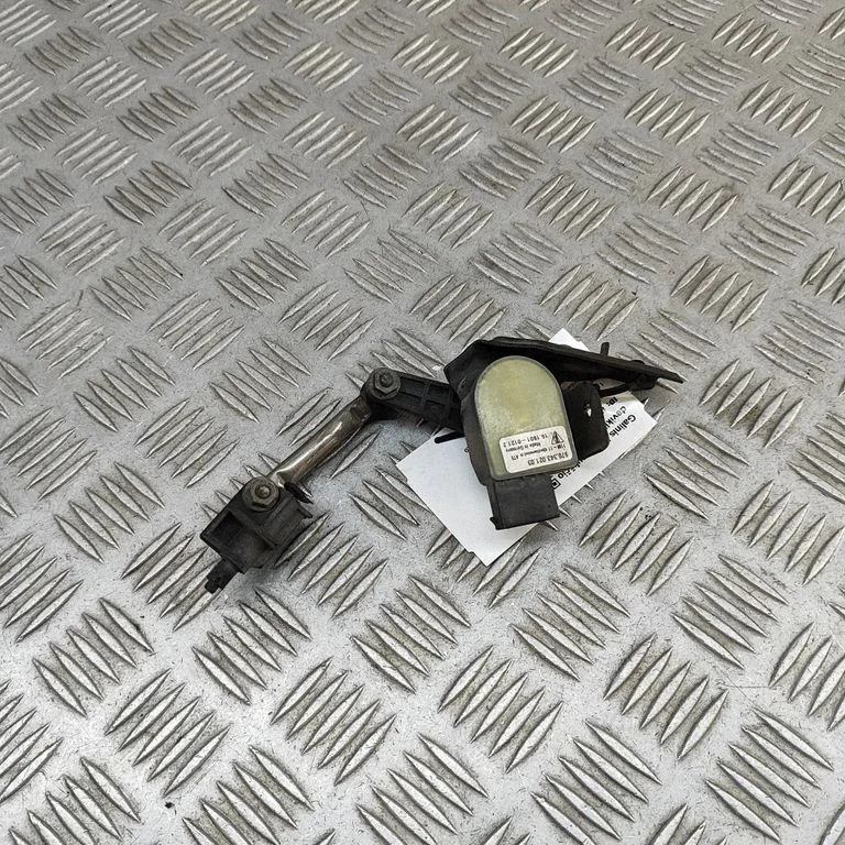 Aizmugurējās gaisa balstiekārtas augstuma sensors 97034302103