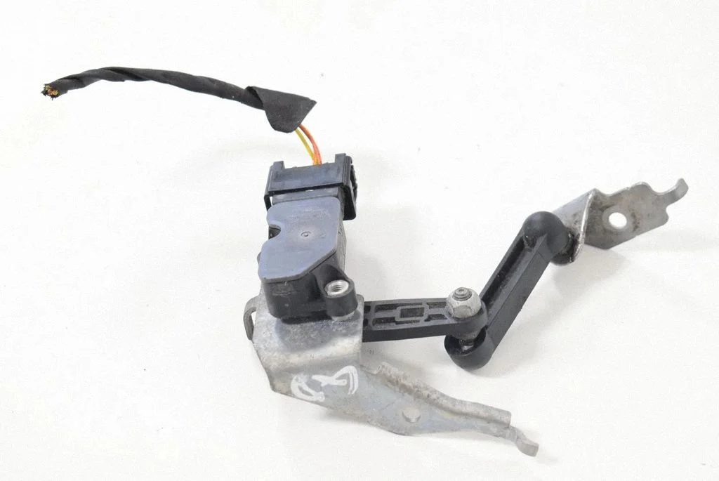 Aizmugurējās gaisa balstiekārtas augstuma sensors 31406563