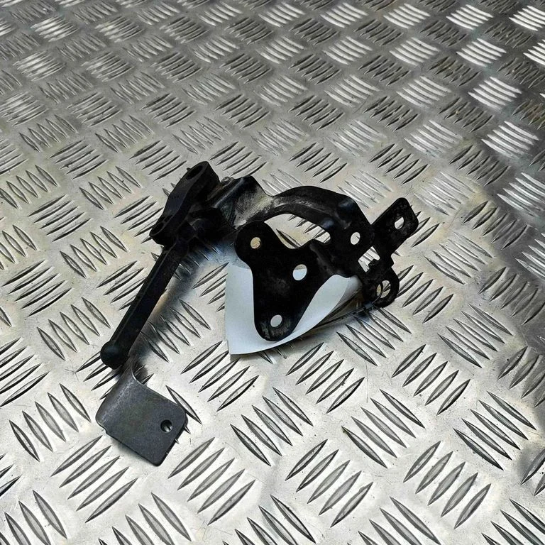 Rear air suspension level height sensor 5WA907127