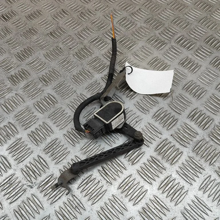 Rear air suspension level height sensor – Polestar 2 (2020-)