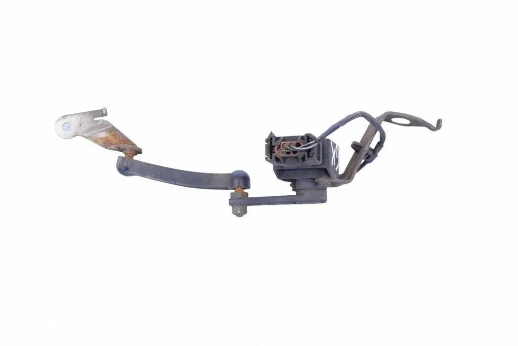 Czujnik poziomu tylnego zawieszenia – BMW Seria 4 F32 F33 (2013-2020)