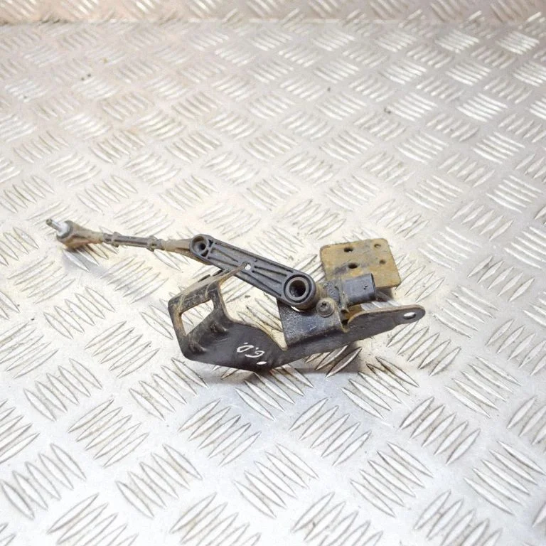 Rear air suspension level height sensor JPLA3D026BA