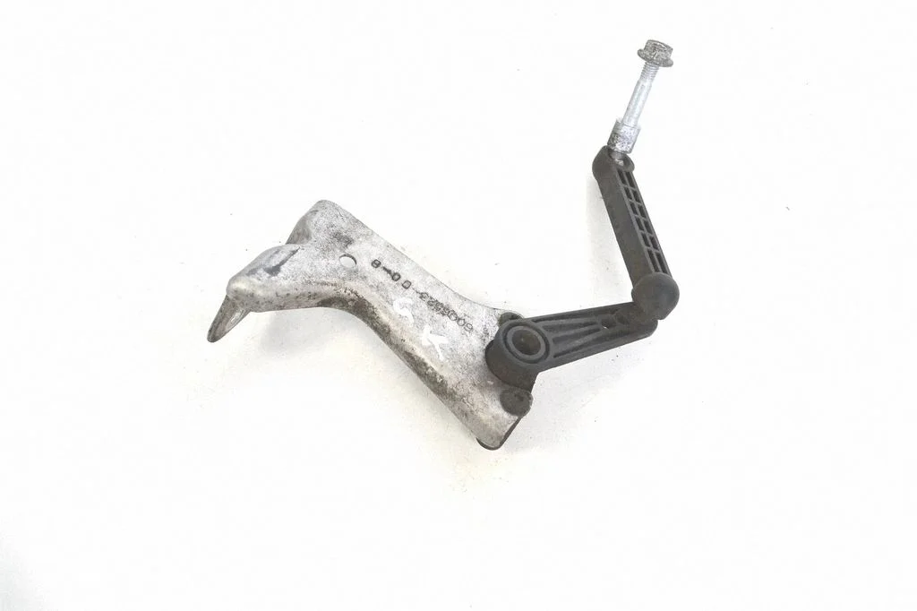 Aizmugurējās gaisa balstiekārtas augstuma sensors – Tesla Model S (2012-)