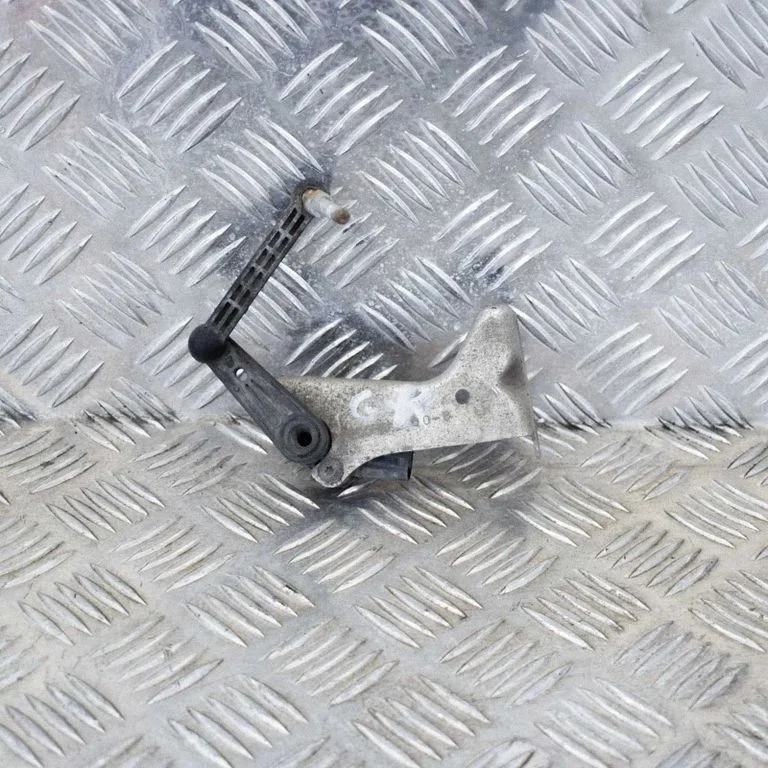 Czujnik poziomu tylnego zawieszenia – Tesla Model S (2012-)