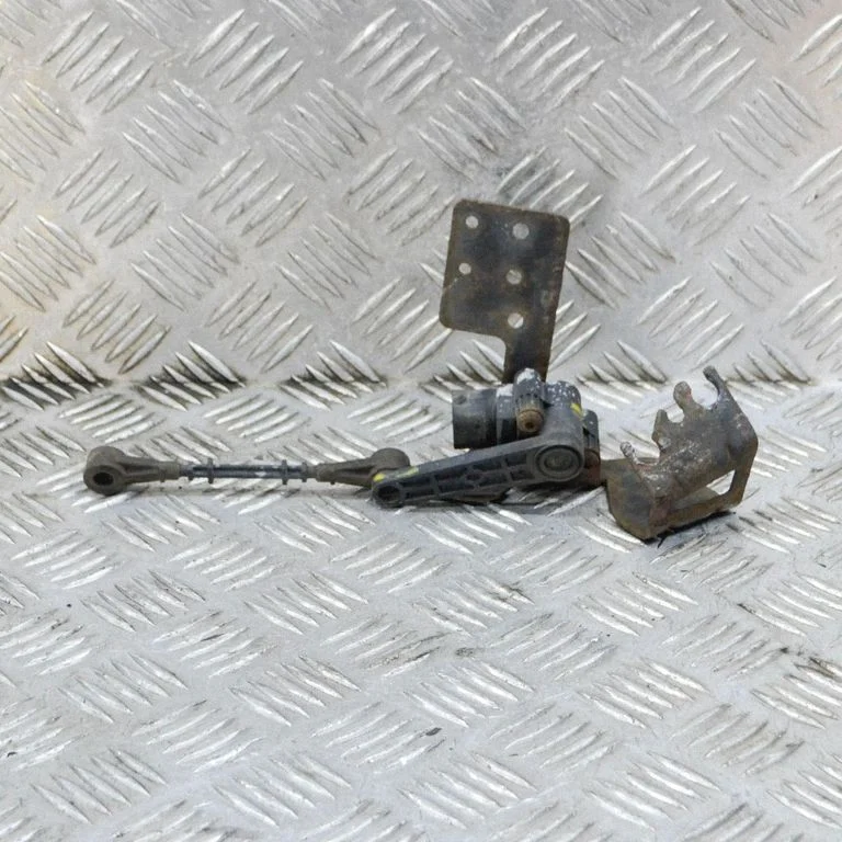 Rear air suspension level height sensor CPLA3D026BA