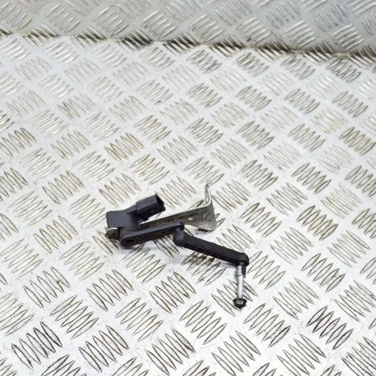 Rear air suspension level height sensor 600652600B