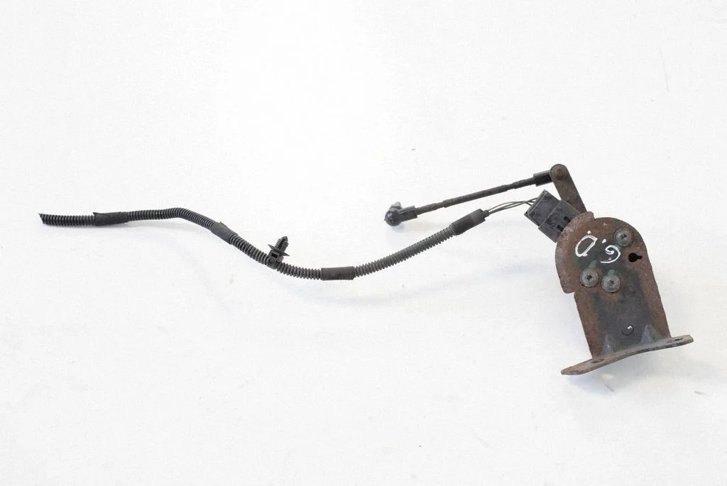 Tagumise õhkvedrustuse kõrgusandur 28169215138107921 – Ferrari California F149 (2008-2014)