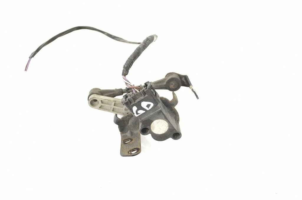 Rear air suspension level height sensor HK833C280DA