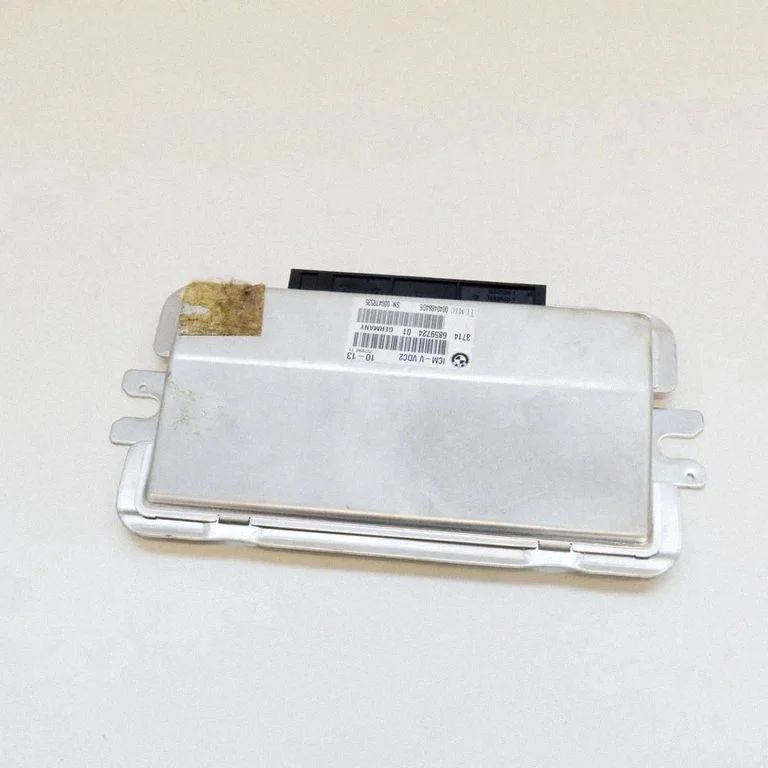 Air suspension control unit module (rear) 6859724