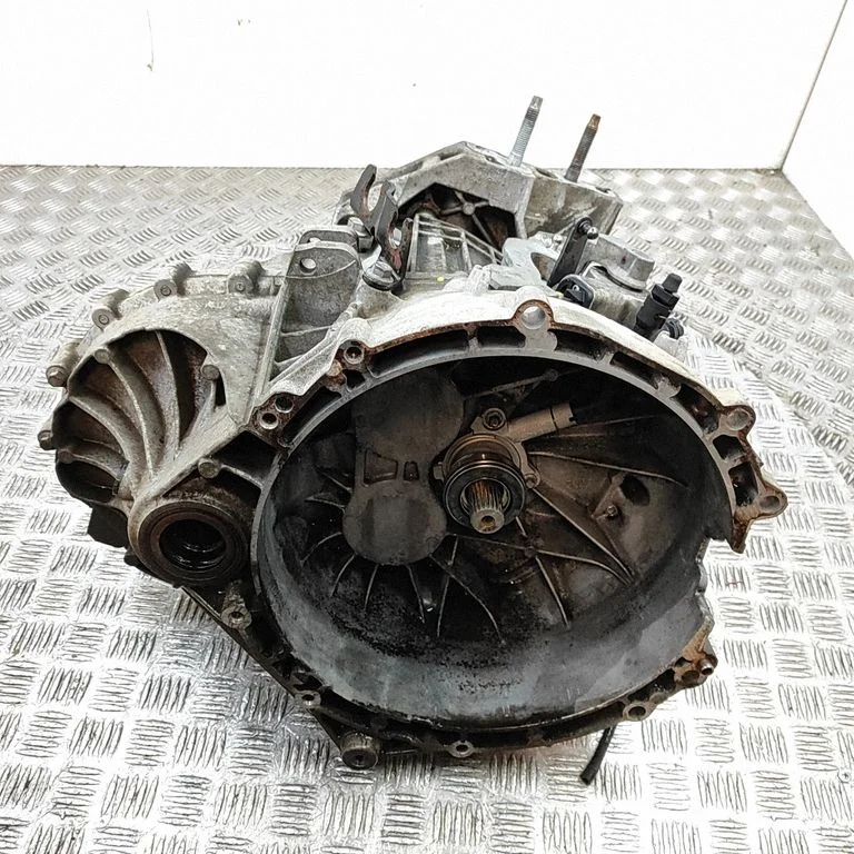 Manual 6 speed gearbox GK3R7002LGA