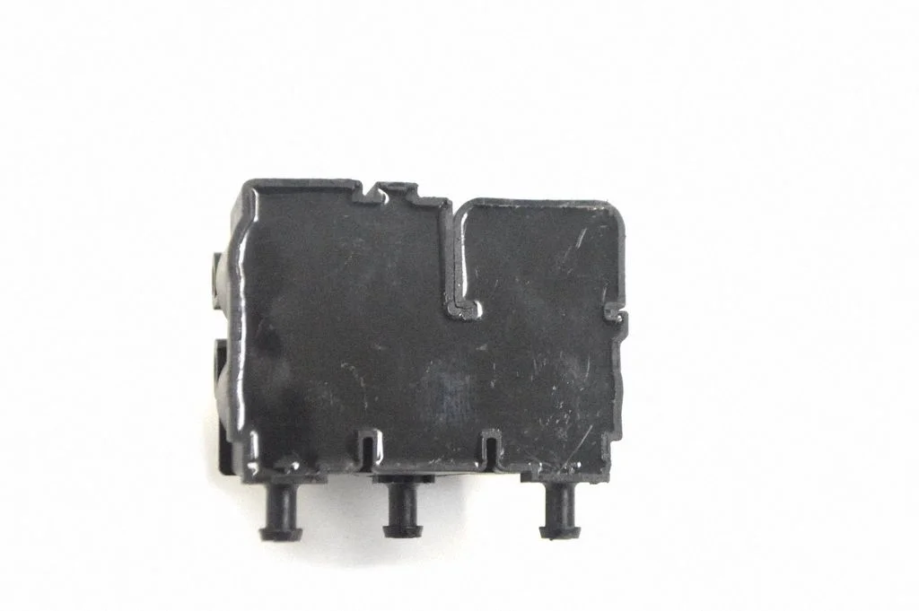 Õhkvedrustuse juhtplokk (tagumine) – Land Rover Range Rover Sport L494 (2013-)