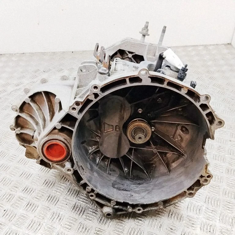 Manual 6 speed gearbox TIGA1
