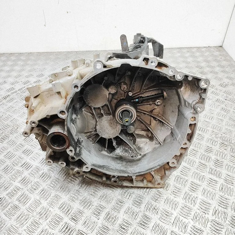 Manual 6 speed gearbox – Volvo V40 (2012-2019)