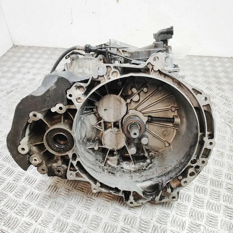 Manualna skrzynia biegów 6-biegowa – Land Rover Range Rover Evoque L538 (2011-2018)