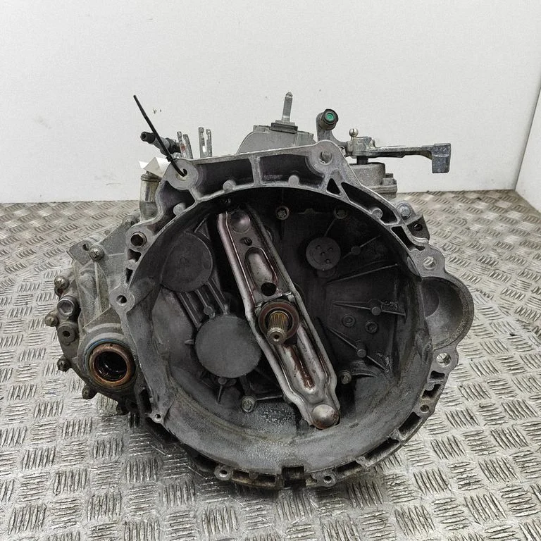 Mehaaniline 6-käiguline käigukast – Mini Cooper Countryman R60 (2011-2016)