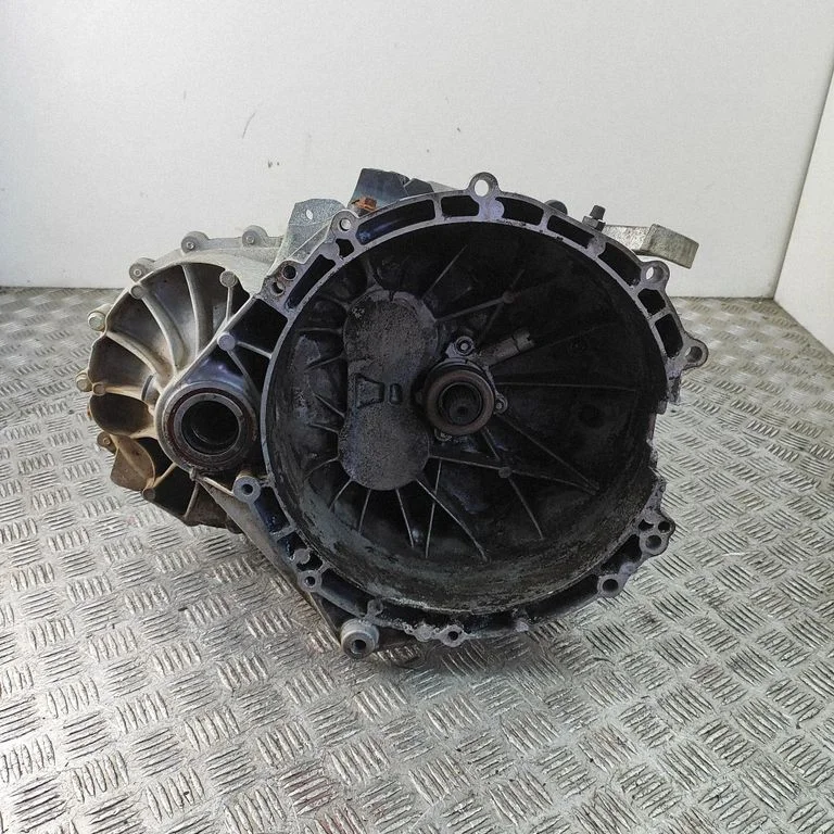 Manual 6 speed gearbox TIGC1