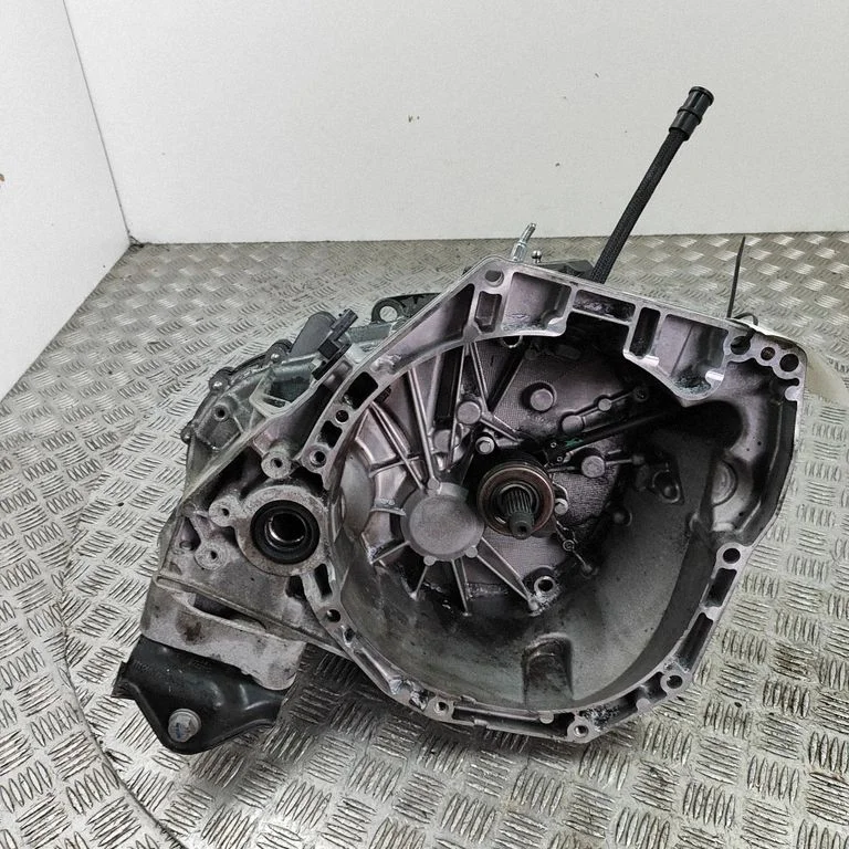 Manualna skrzynia biegów 6-biegowa – Nissan Juke II F16 (2019-)