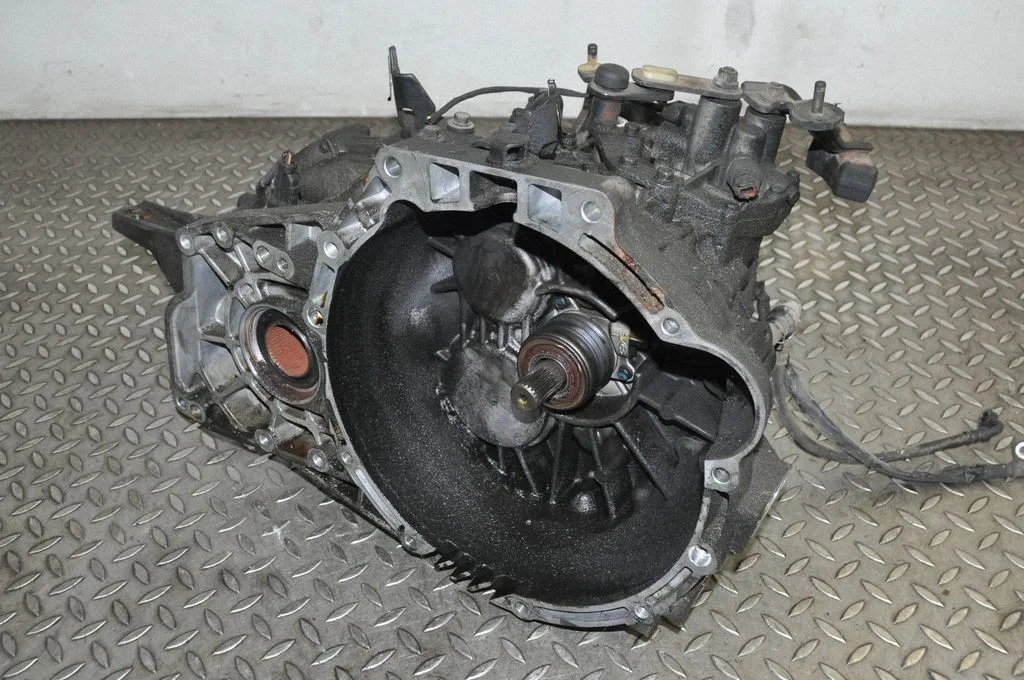 Mehāniskā 6 pārnesumu ātrumkārba 4300038070