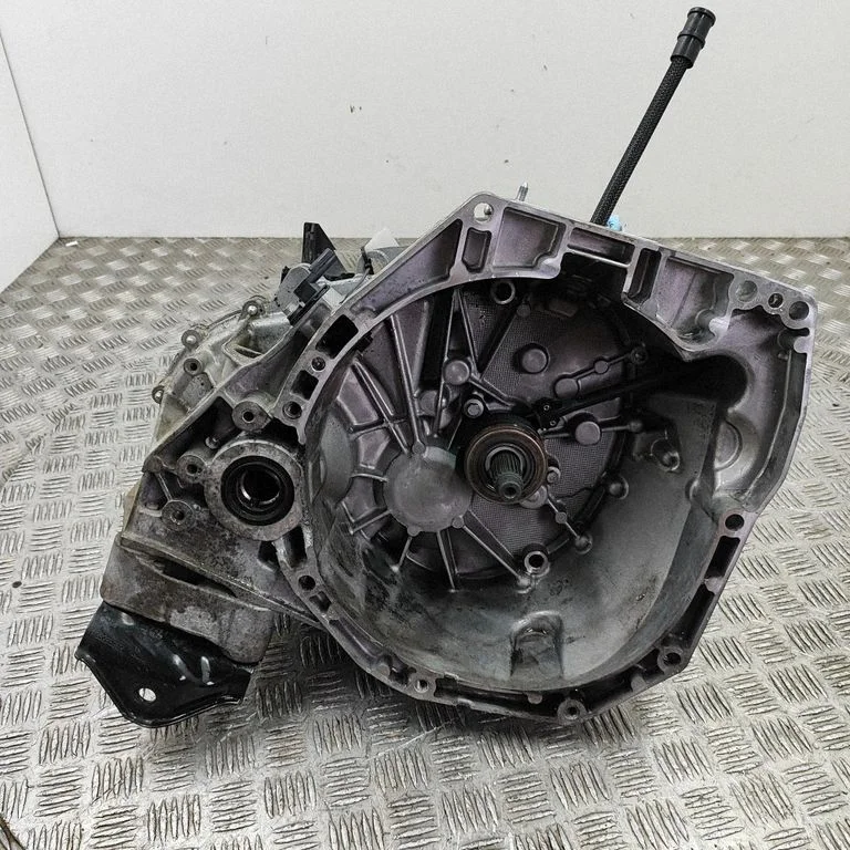 Manualna skrzynia biegów 6-biegowa – Nissan Juke II F16 (2019-)