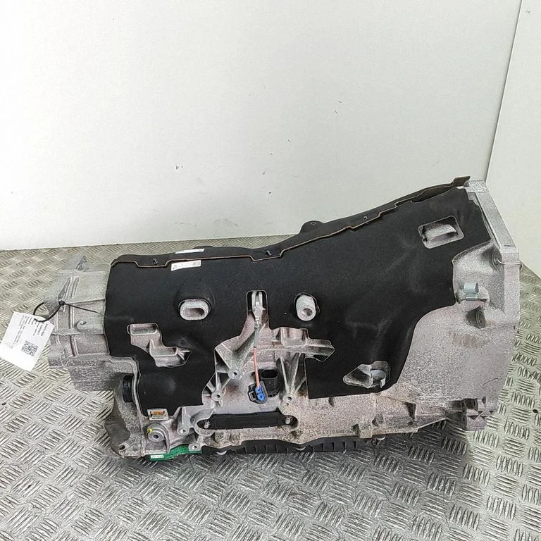 Automaatkäigukast – BMW 4-seeria G22 G23 G24 G26 (2020-)