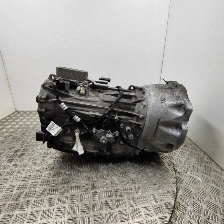 Automaatkäigukast TR81SD220318
