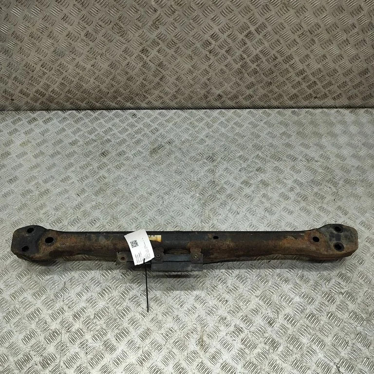 Gearbox mounting bracket 7P6399225