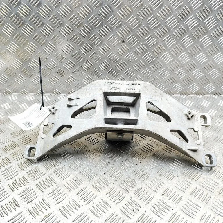 Ātrumkārbas stiprinājuma kronšteins GX636A026CC