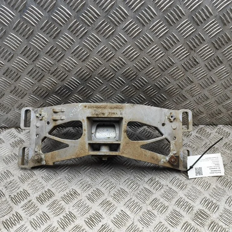 Ātrumkārbas stiprinājuma kronšteins GX736A026MA