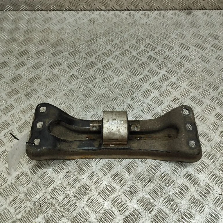 Gearbox mounting bracket A2132401302