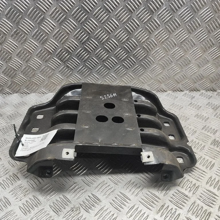 Gearbox mounting bracket A2222401402