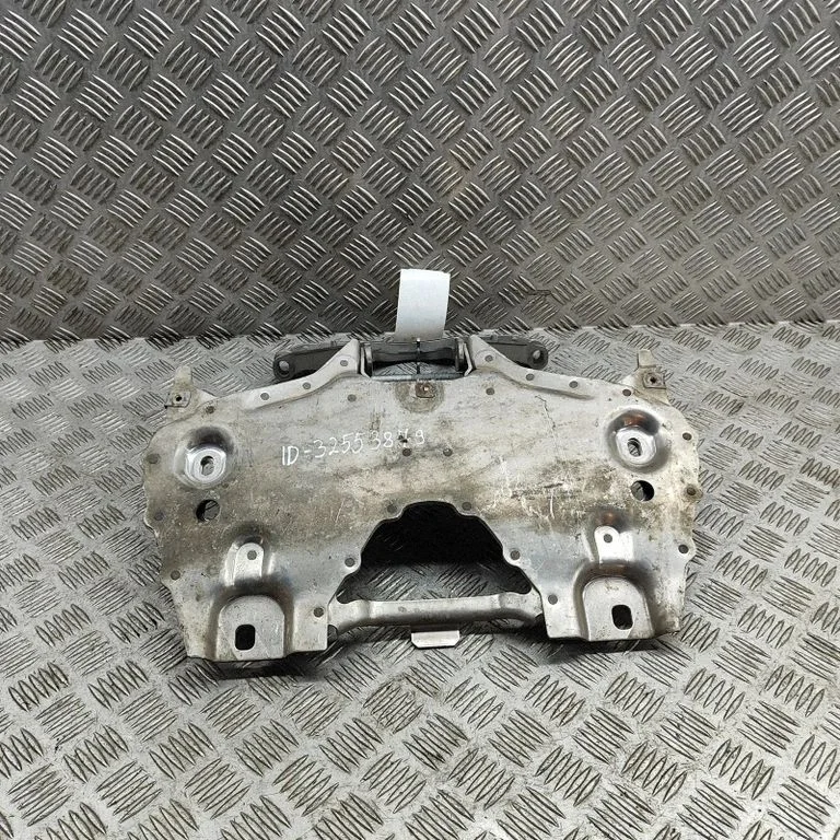 Gearbox mounting bracket – Porsche 911 991 (2011-2019)