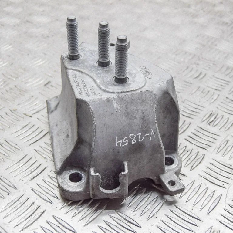 Ātrumkārbas stiprinājuma kronšteins H1BG7M125AB