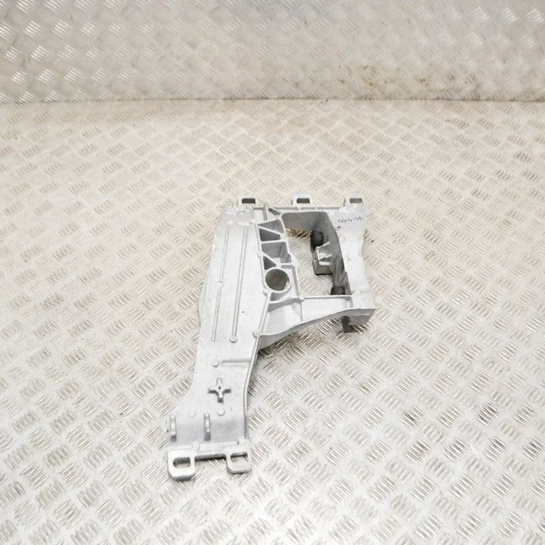 Gearbox mounting bracket – Land Rover Range Rover L405 (2013-2021)