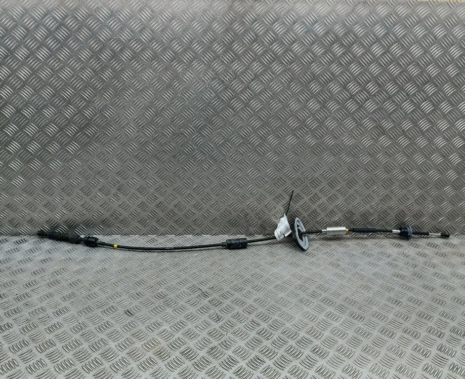 Pārnesumu pārslēgšanas trose 467902W100