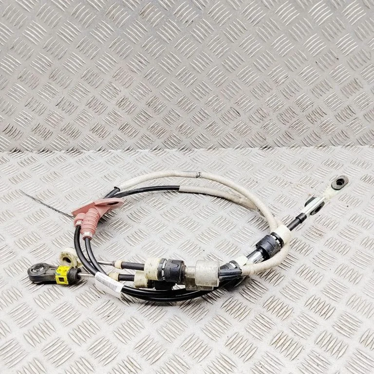 Käiguvahetuse tross LK727E395AA