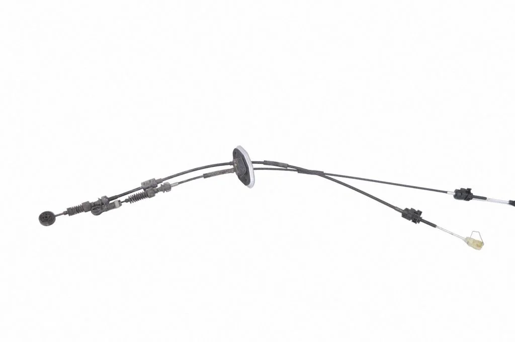 Gear shift cable linkage