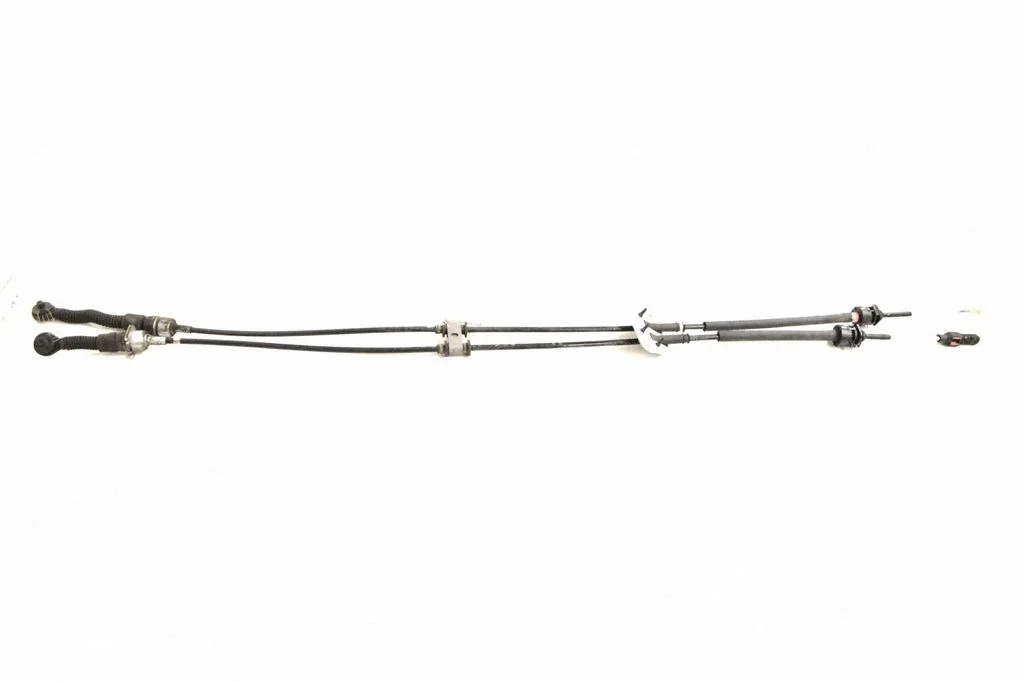 Gear shift cable linkage