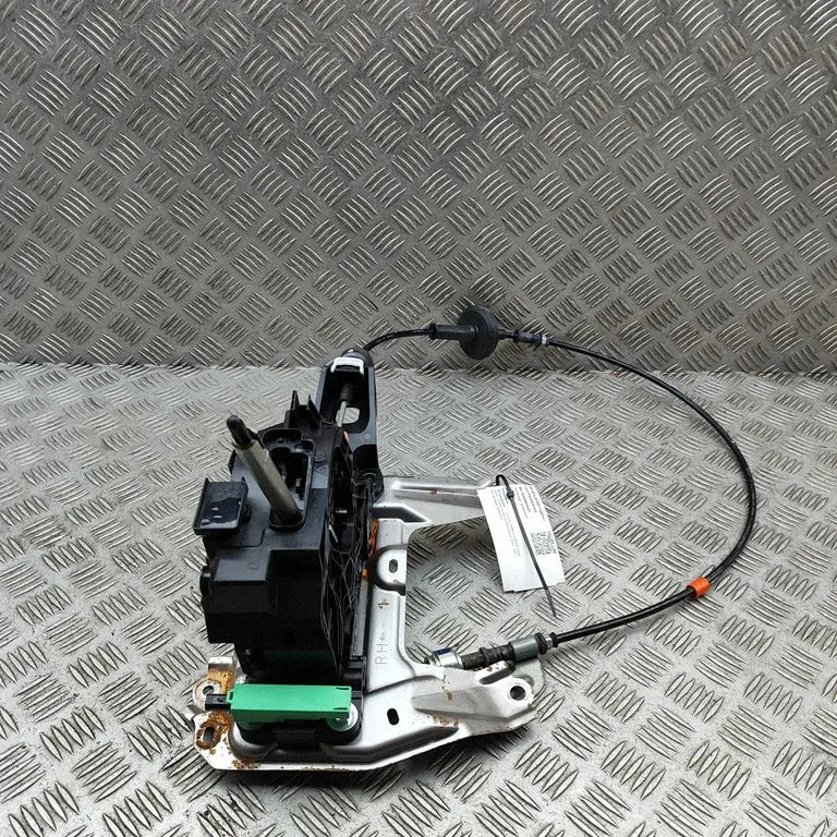 Gear selector mechanism 3382060260